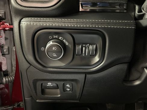 Used 2022 RAM 1500 Limited image 27