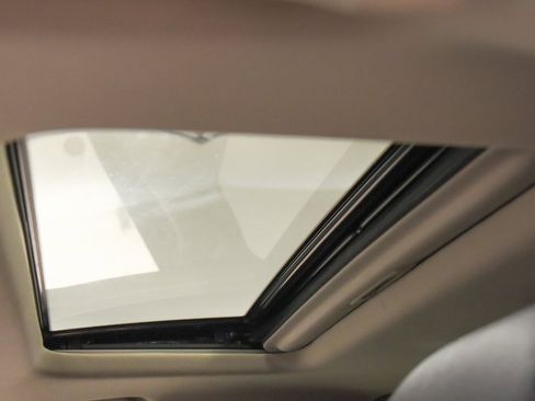 Used 2023 MAZDA CX-9 Touring image 29