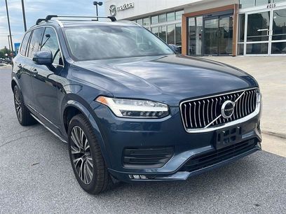 Used 2021 Volvo XC90 T6 Momentum w/ Advanced Package
