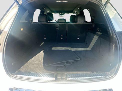 Used 2024 Mercedes-Benz GLE 350 4MATIC image 28