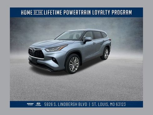 Used 2023 Toyota Highlander Platinum image 1