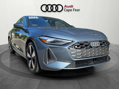 Certified 2025 Audi A5 2.0T Premium w/ 19" Wheel Package AWD/4WD image 7