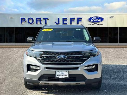 Certified 2022 Ford Explorer XLT w/ Equipment Group 202A AWD/4WD image 2