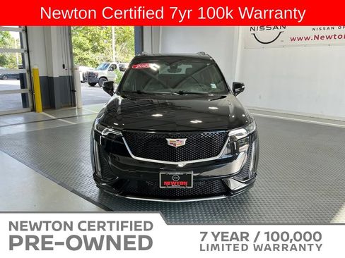 Used 2023 Cadillac XT6 Sport w/ Technology Package AWD/4WD image 30