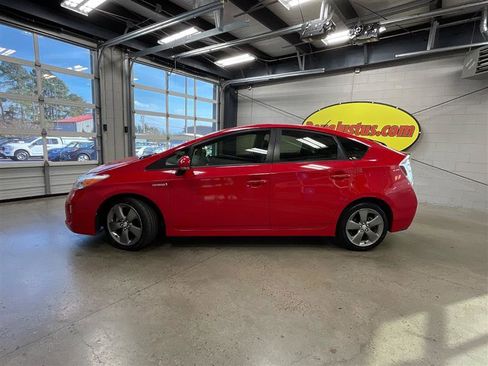 Used 2015 Toyota Prius Persona Series image 2