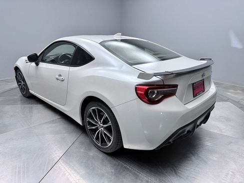Used 2020 Toyota 86 image 7