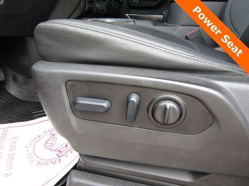 Used 2022 Chevrolet Silverado 2500 LTZ w/ LTZ Plus Package image 8