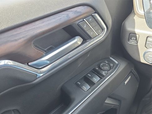 Used 2024 GMC Sierra 1500 SLT w/ SLT Premium Plus Package image 11