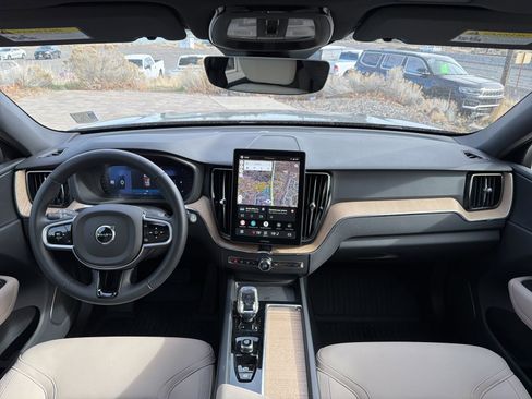 New 2026 Volvo XC60 B5 Plus w/ Protection Package Premier AWD/4WD image 20