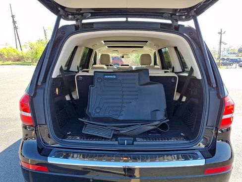 Used 2019 Mercedes-Benz GLS 450 4MATIC image 32