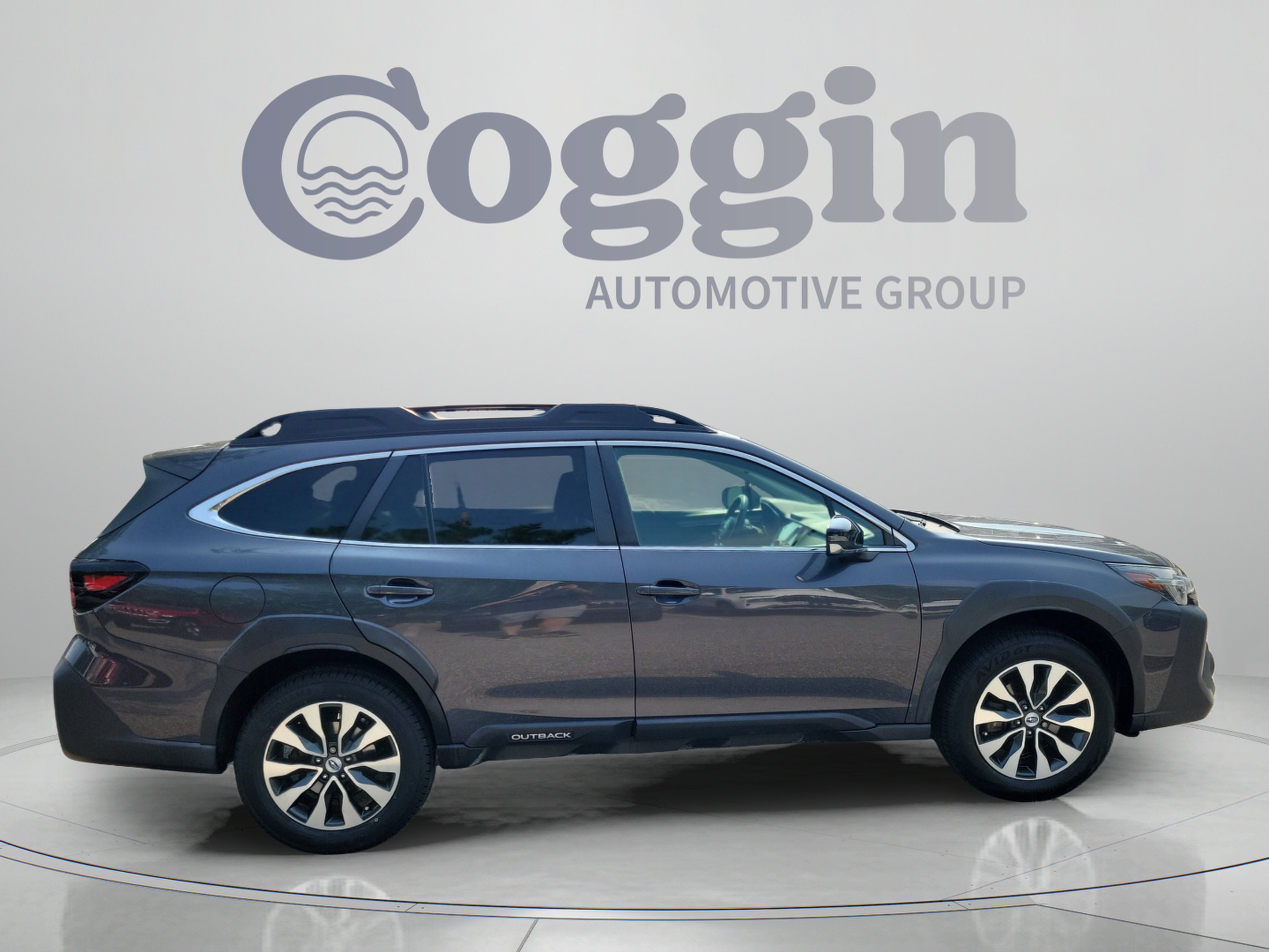 Used 2023 Subaru Outback Limited AWD/4WD image 4