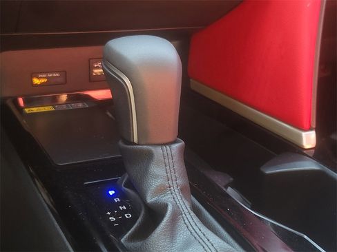 Used 2025 Toyota Camry XSE image 26