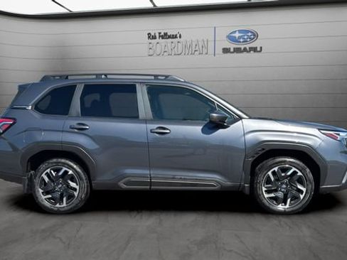 Used 2025 Subaru Forester Limited AWD/4WD image 3
