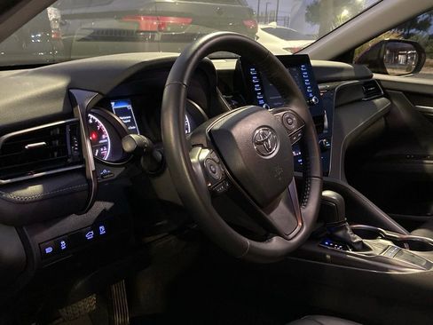 Used 2024 Toyota Camry SE image 7