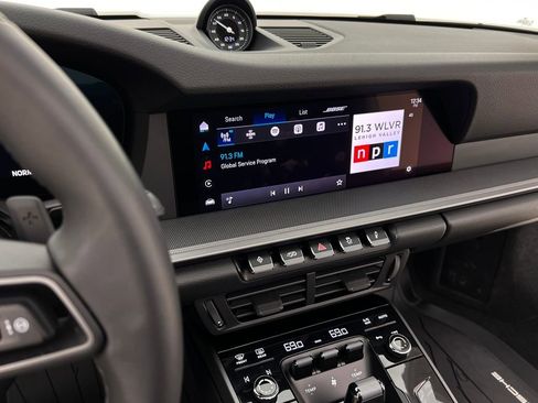 Used 2025 Porsche 911 Carrera image 21