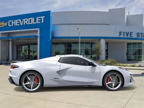 New 2025 Chevrolet Corvette E-Ray w/ ZER Performance Package image 5
