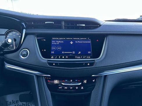 Used 2024 Cadillac XT5 Luxury image 42