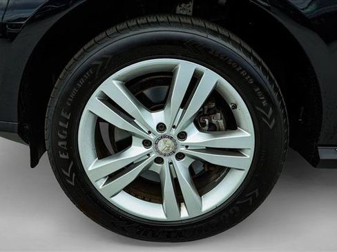 Used 2015 Mercedes-Benz ML 250 BlueTEC 4MATIC image 9