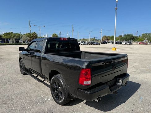 Used 2016 RAM 1500 Express w/ Black Ram 1500 Express Group RWD image 10
