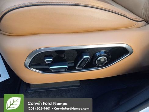 Used 2022 Jeep Grand Cherokee L Summit w/ Luxury Tech Group V image 12