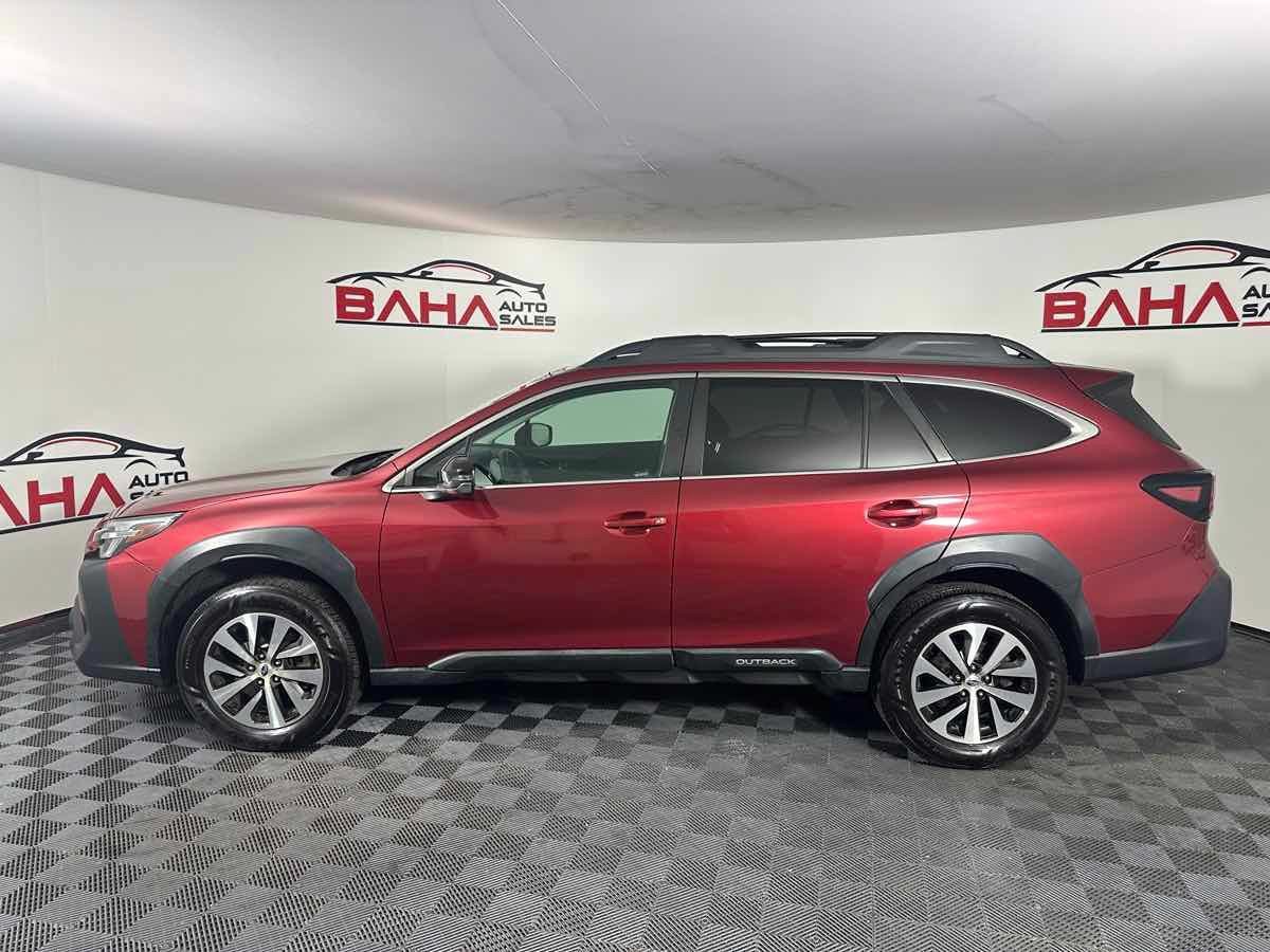 Used 2023 Subaru Outback Premium w/ Tech Package 1 AWD/4WD image 5