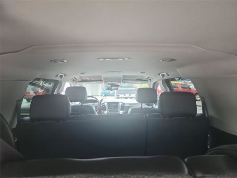 Used 2017 Chevrolet Suburban LS w/ All-Season Package RWD image 23