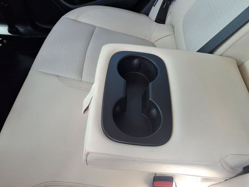 Used 2022 Buick Encore GX Select w/ Sport Touring Package FWD image 11