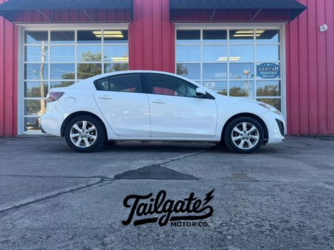 Used 2011 MAZDA MAZDA3 i Touring FWD image 1
