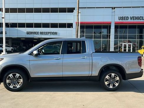 Used 2017 Honda Ridgeline RTL-E image 3