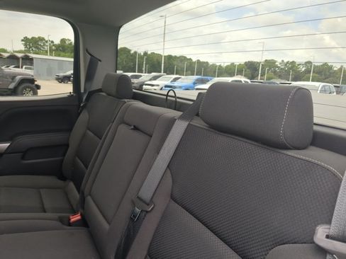Used 2018 Chevrolet Silverado 1500 LT w/ Texas Edition RWD image 18