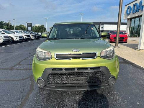 Used 2014 Kia Soul FWD image 2