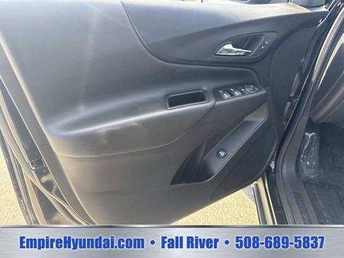 Used 2024 Chevrolet Equinox LT AWD/4WD image 19
