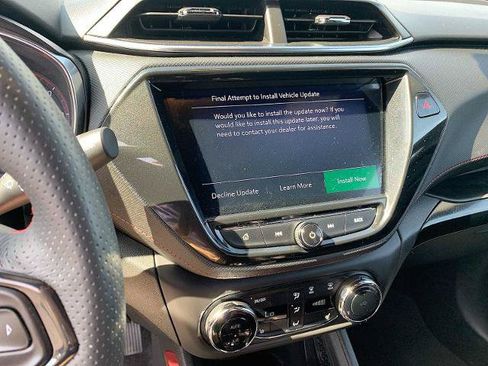 Certified 2023 Chevrolet TrailBlazer RS w/ Convenience Package AWD/4WD image 13