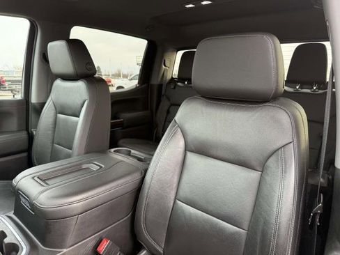 Used 2020 Chevrolet Silverado 1500 LT Trail Boss w/ Midnight Edition image 13