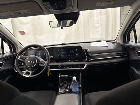 Used 2024 Kia Sportage LX FWD image 14