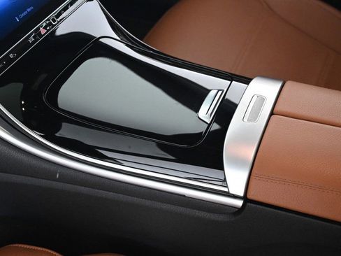 Used 2023 Mercedes-Benz C 300 Sedan image 20