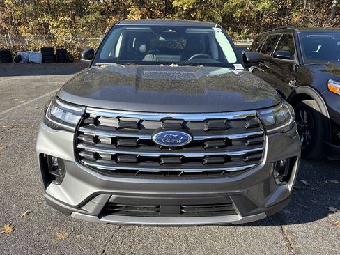 New 2026 Ford Explorer Active w/ Active Comfort Package RWD image 4