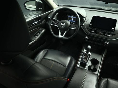 Used 2021 Nissan Altima 2.5 SR FWD image 40