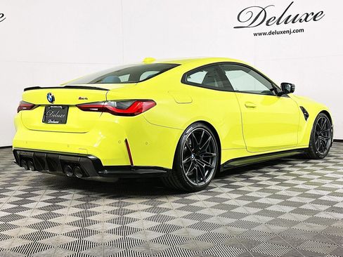 Used 2024 BMW M4 Coupe w/ M Carbon Exterior Package image 6