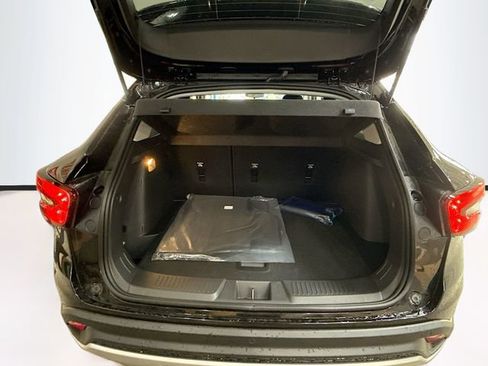 New 2026 Chevrolet Trax LT w/ Driver Confidence Package image 25