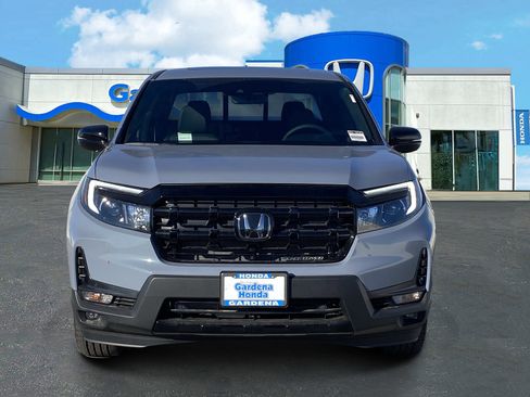 New 2026 Honda Ridgeline Black Edition image 2