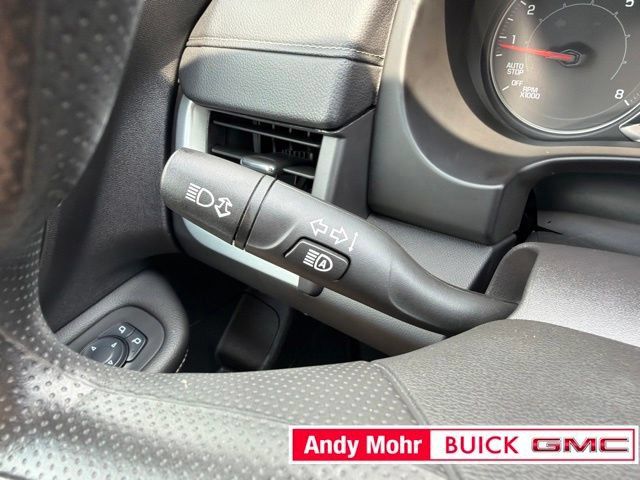 Used 2024 GMC Terrain SLE FWD image 32