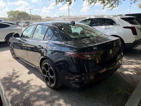 Used 2024 Alfa Romeo Giulia Veloce RWD image 4