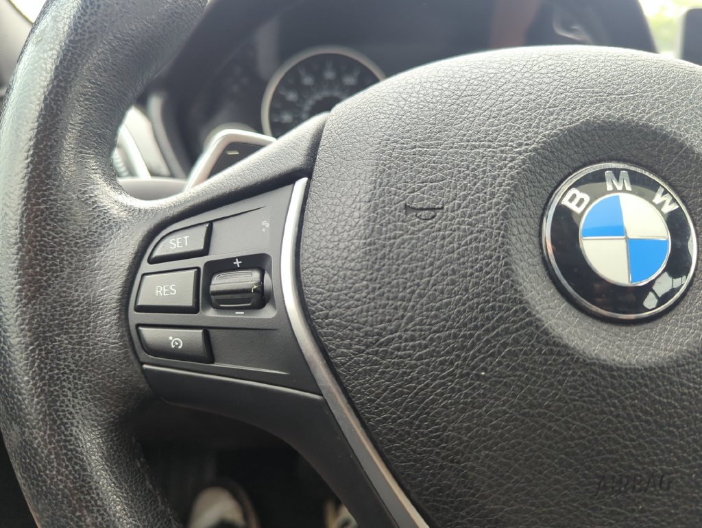 Used 2016 BMW 328i xDrive Sedan AWD/4WD image 15