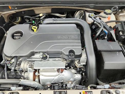 Used 2022 Chevrolet Malibu LT FWD image 20