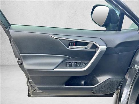Certified 2021 Toyota RAV4 XLE w/ Convenience Package image 11