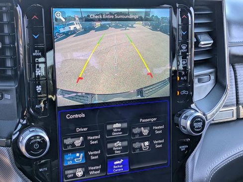 Used 2021 RAM 1500 Limited w/ Body Color Bumper Group image 26