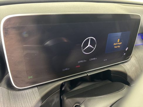 Used 2025 Mercedes-Benz C 300 C 300 image 23