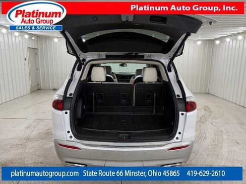 Used 2023 Buick Enclave Essence w/ Experience Buick Package image 32