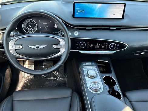 Used 2023 Genesis GV70 2.5T Select w/ Select Package image 23